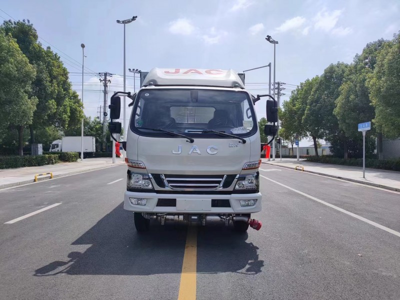 江淮駿鈴V5藍(lán)牌4米2醫(yī)療 江淮駿鈴V5藍(lán)牌4米2醫(yī)療