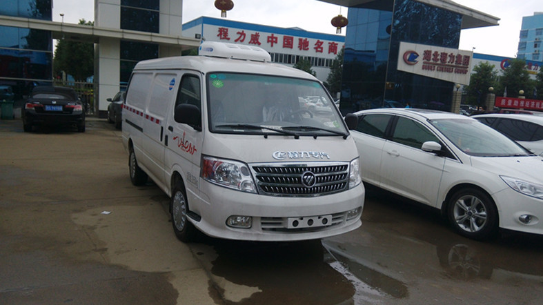 福田風(fēng)景醫(yī)藥冷藏車