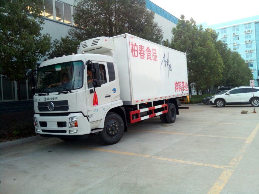 天錦6米2冷藏車(chē)