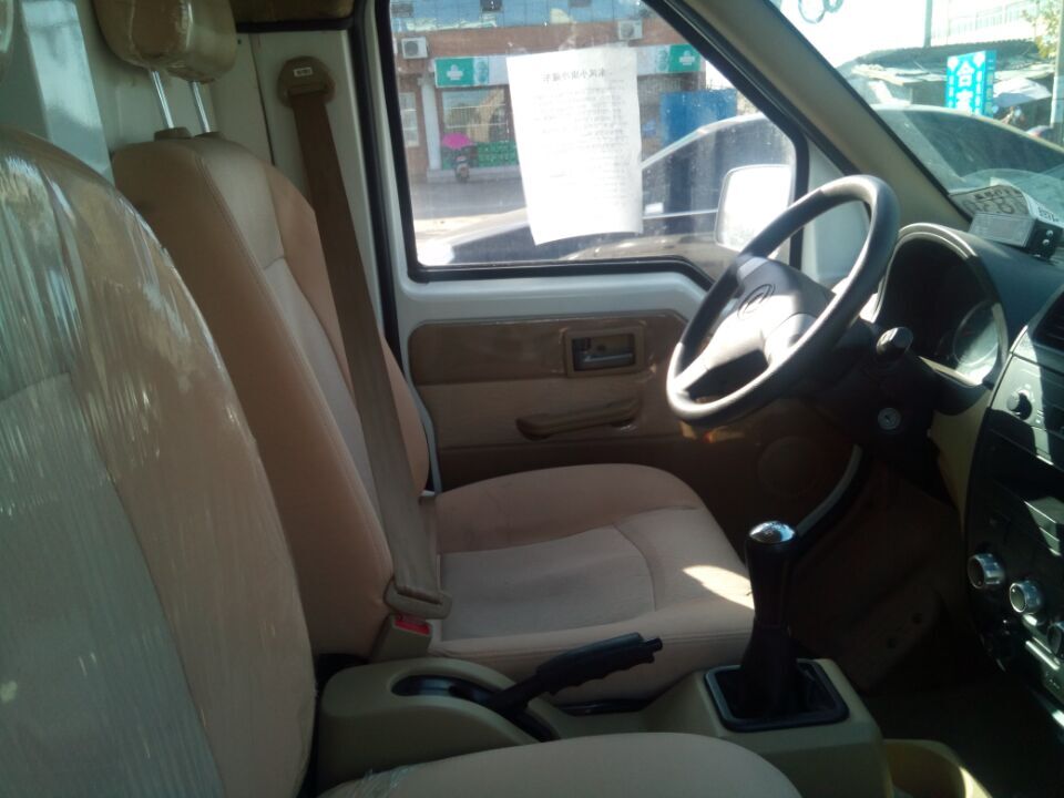 東風(fēng)國(guó)五面包冷藏車