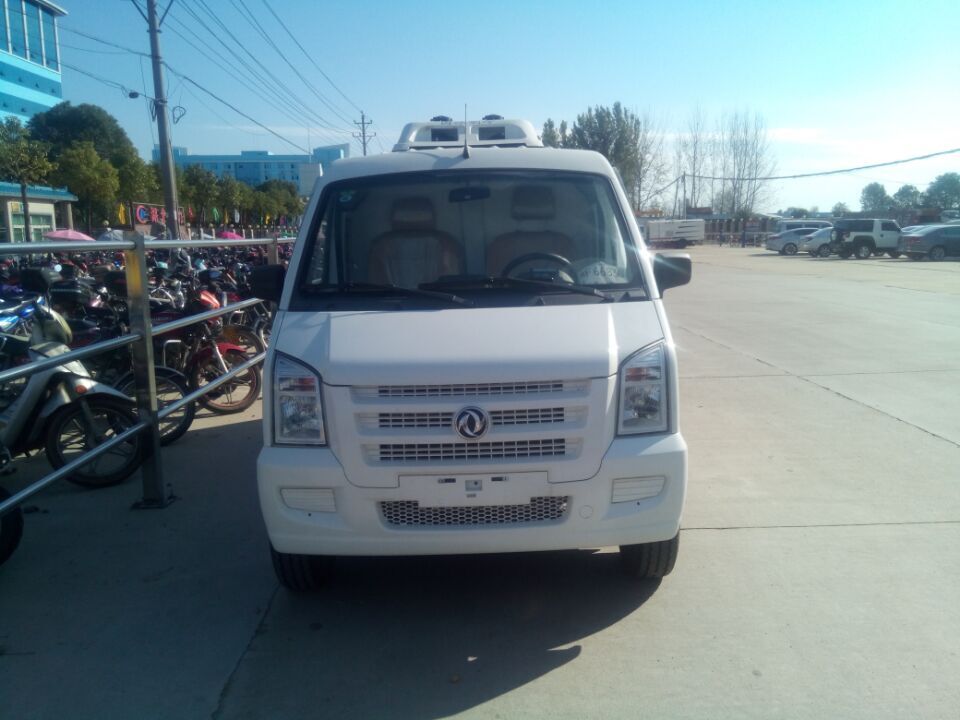 東風(fēng)國(guó)五冷藏車(chē)