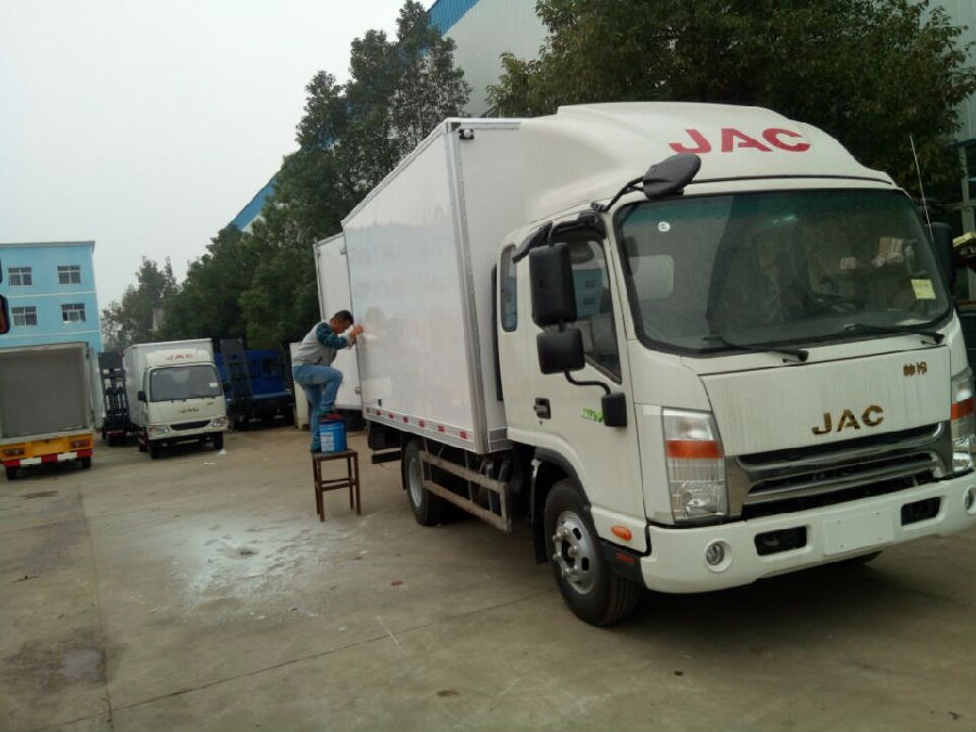 帥鈴排半冷藏車 (9)_副本.jpg