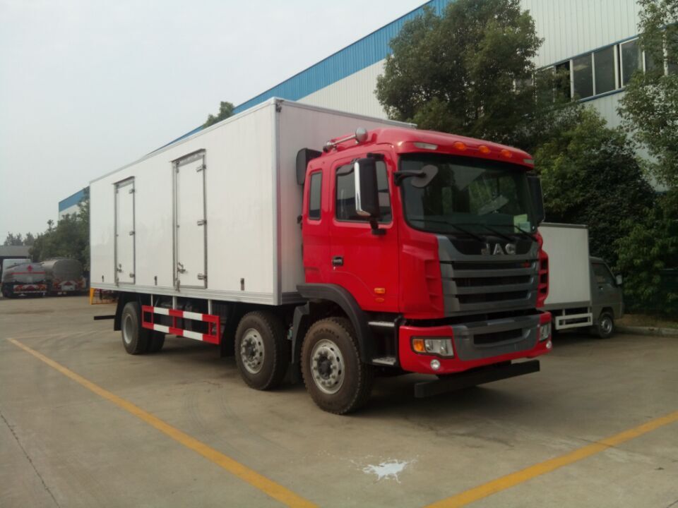 江淮8米6冷藏車