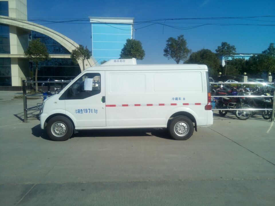 國(guó)五面包冷藏車