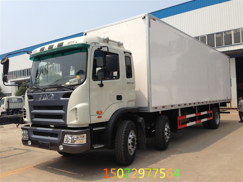 8米6冷藏車