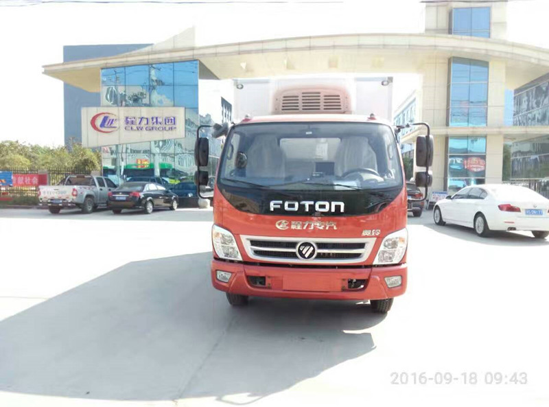 福田奧鈴4米2肉鉤冷藏車