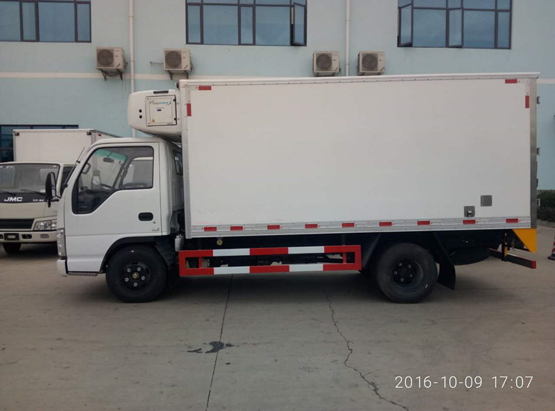 五十鈴4米2冷藏車