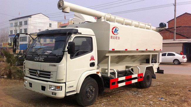 東風(fēng)12方散裝飼料車