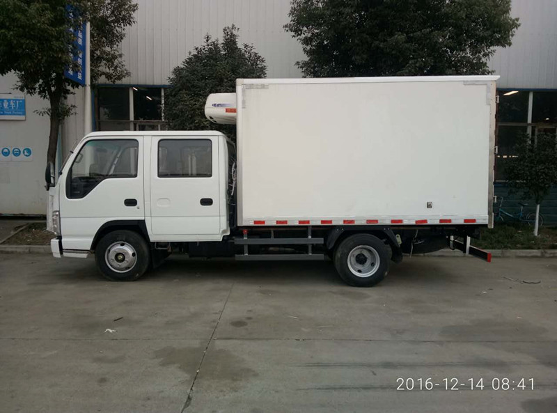 五十鈴國五雙排冷藏車 (1).jpg