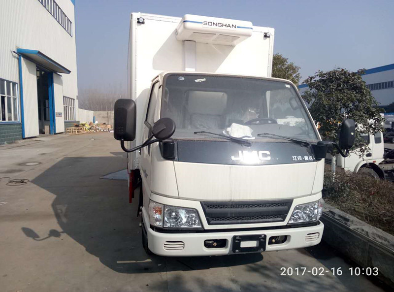 江鈴國(guó)五4米2肉鉤冷藏車(chē)