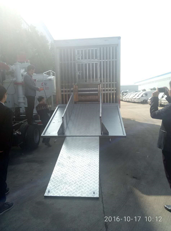 福田豬仔運(yùn)輸車 (11).jpg