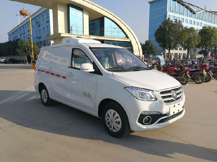 福田伽途IX5國五面包冷藏車 (2).jpg