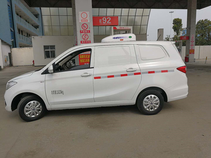 福田伽途IX5藥品面包冷藏車 (3).jpg