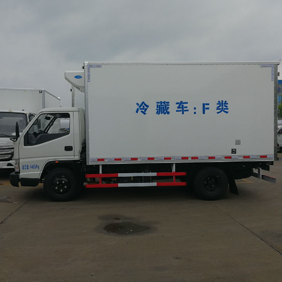 江鈴順達(dá)寬體4米2冷藏車 (6).jpg