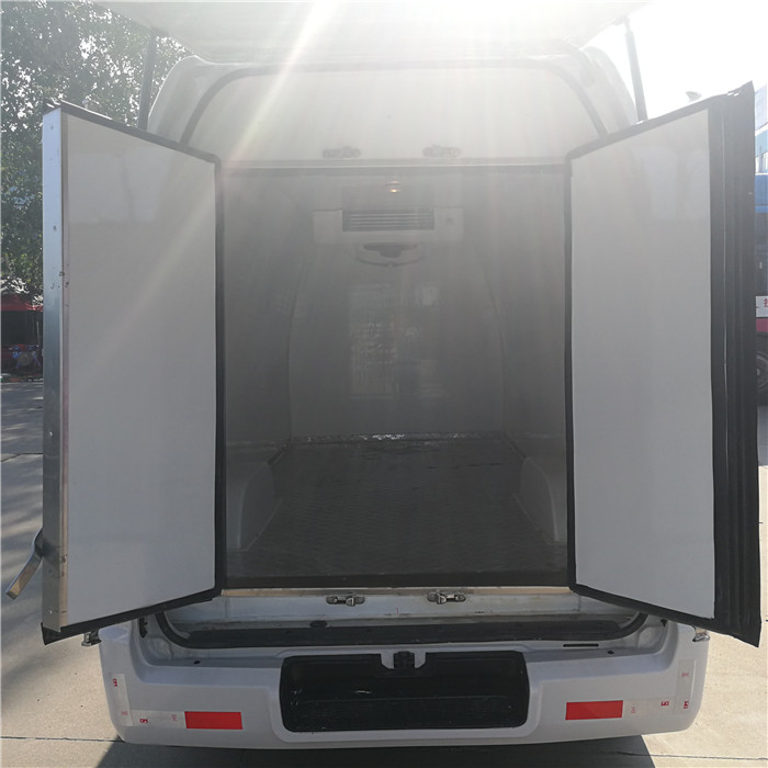 福田G7國(guó)五面包冷藏車 (5).jpg