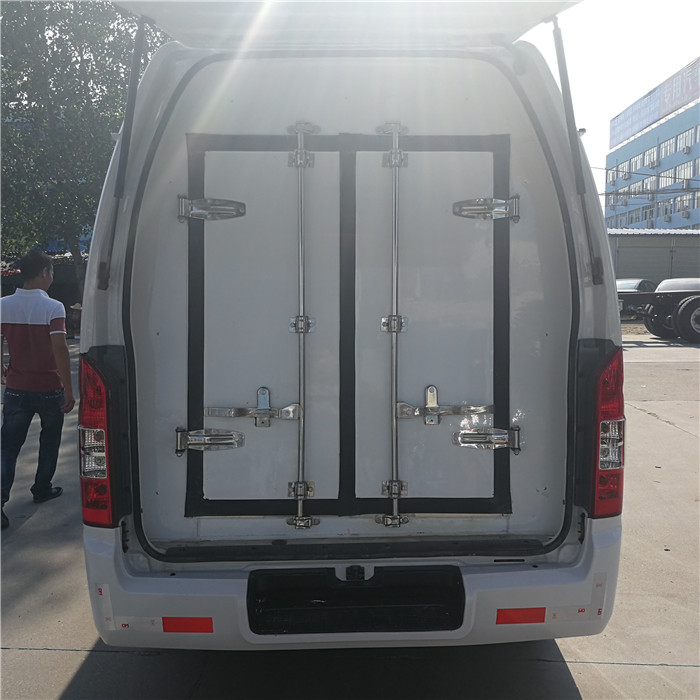 福田G7國(guó)五面包冷藏車 (6).jpg