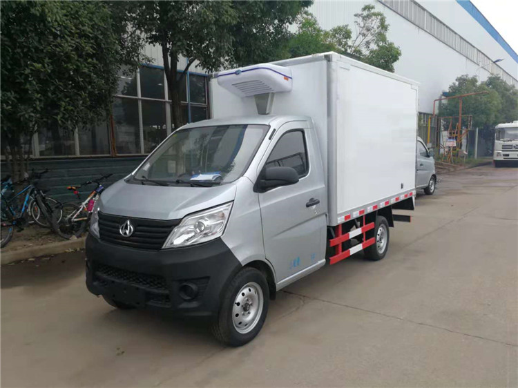 長安國五2米7冷藏車 (5).jpg