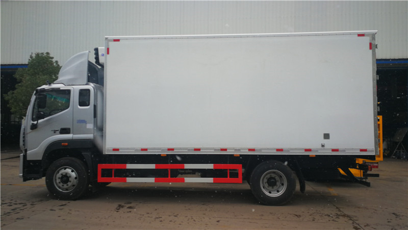 歐馬可5米9冷藏車 (3).jpg