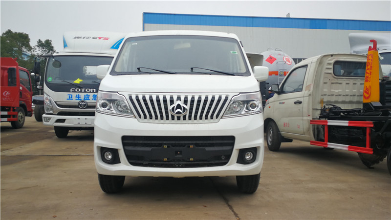 長(zhǎng)安睿行面包冷藏車(chē)