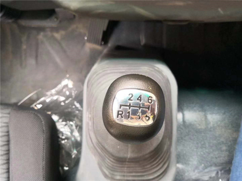 大運(yùn)5米2冷藏車 (4).jpg