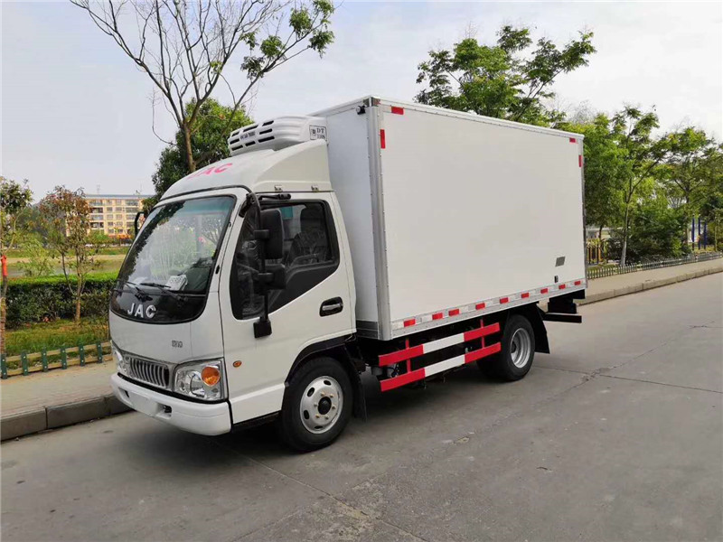 江淮康鈴3米7冷藏車