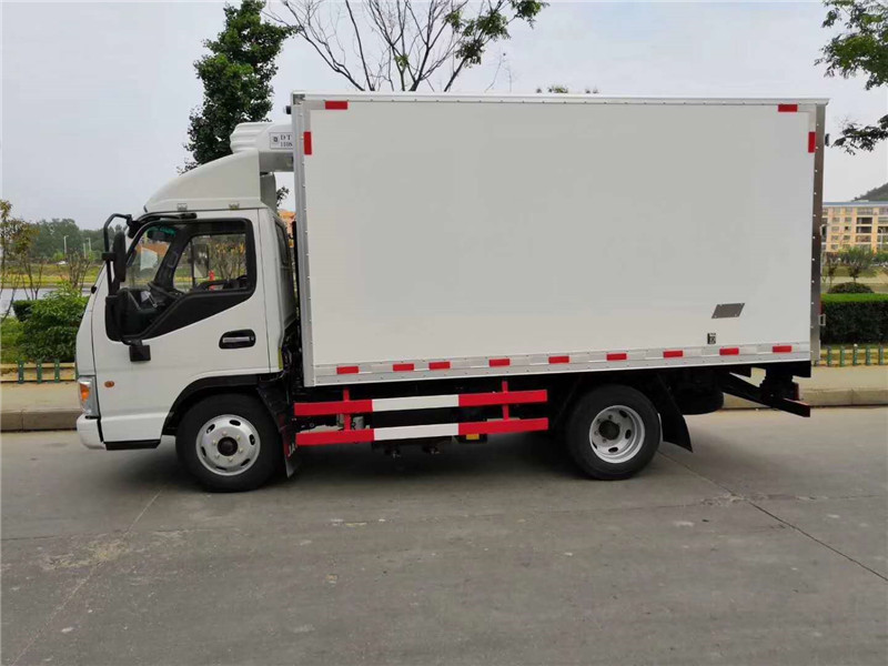 江淮康鈴3米7冷藏車