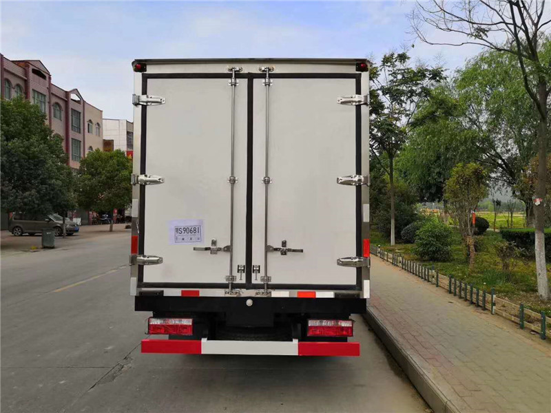 江淮康鈴3米7冷藏車