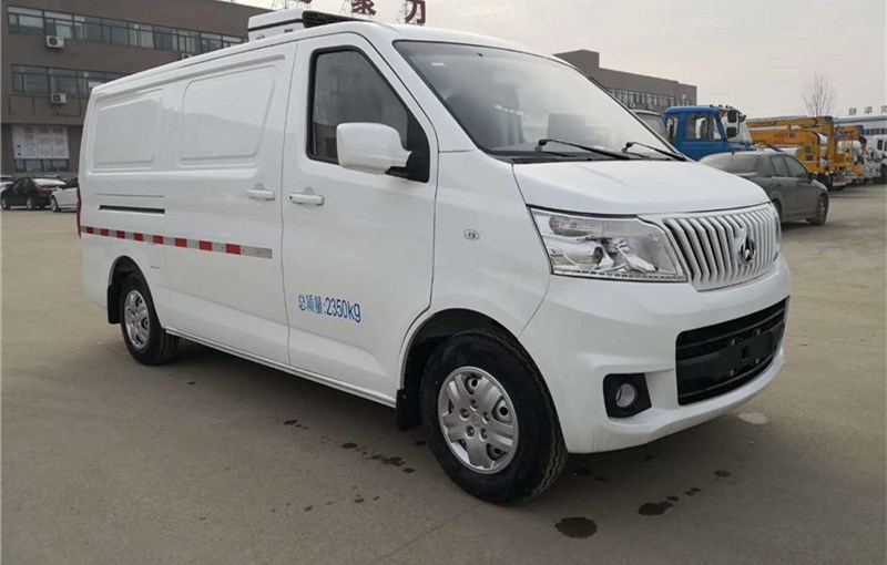 長(zhǎng)安睿行國(guó)六面包冷藏車(chē) (1).jpg