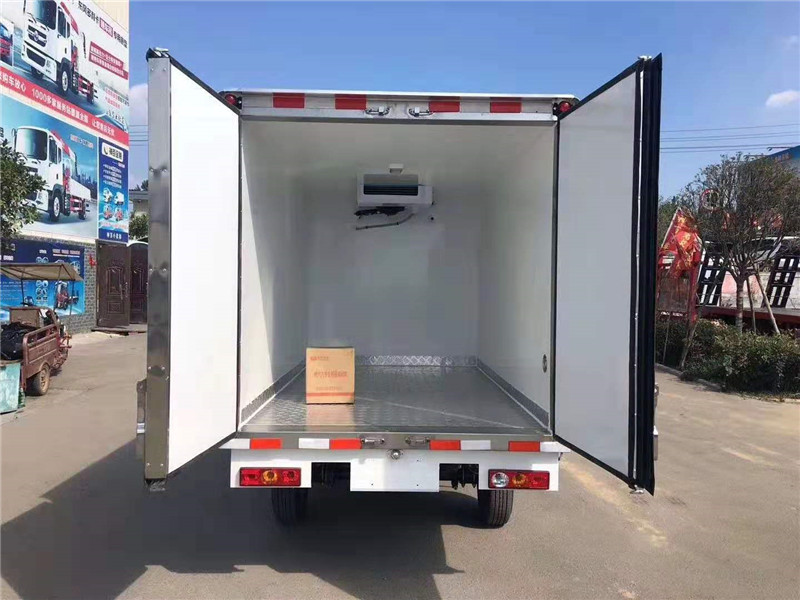 福田祥菱國六3米2冷藏車 (7).jpg