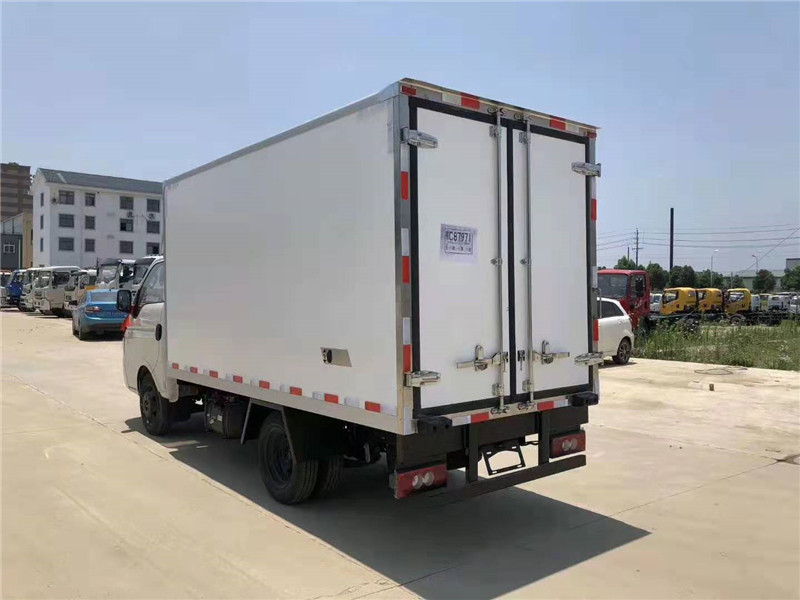 江淮康鈴國六3米5冷藏車 (8).jpg