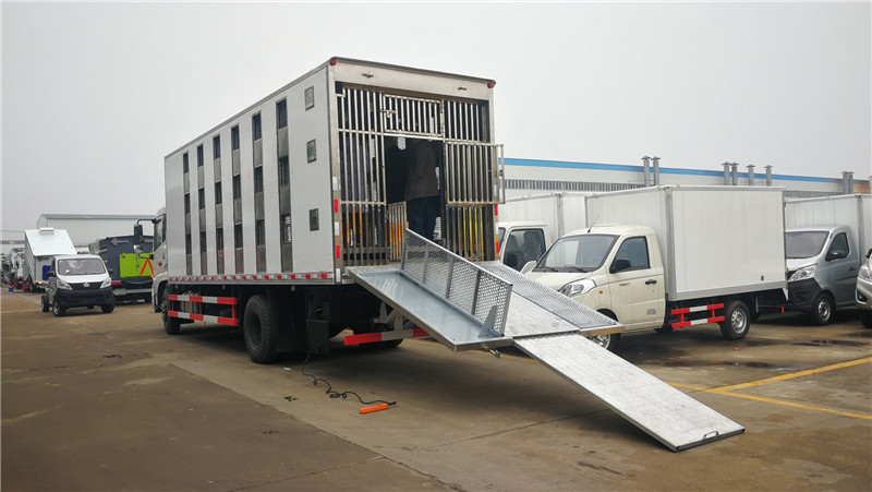 東風(fēng)天錦豬苗運輸車 (11).jpg