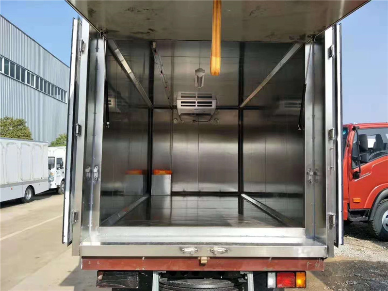 江鈴國(guó)六4米2醫(yī)療廢物轉(zhuǎn)運(yùn)車價(jià)格